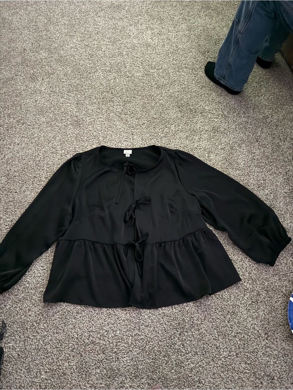 A New Day Women’s Ballon Long Sleeve Tie Front Blouse